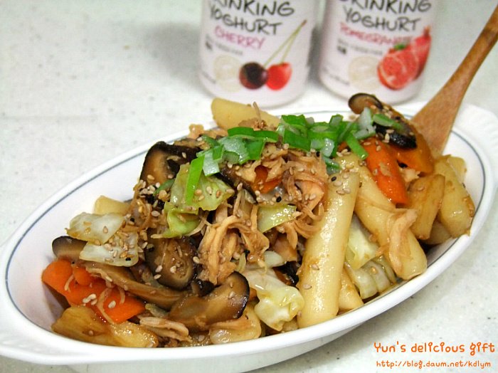 Tteokbokki Casero de Verduras y Pechuga de Pollo Estilo Mamá