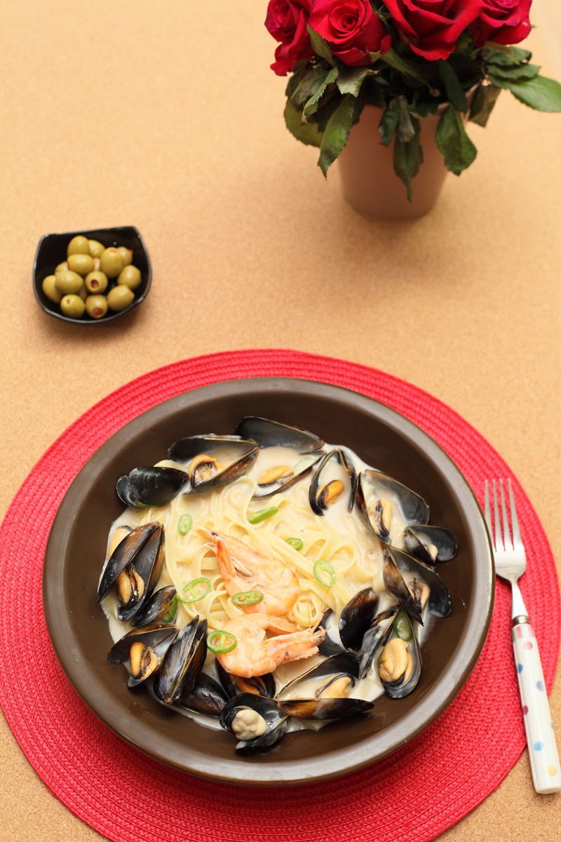 Elegante Pasta Cremosa con Mariscos