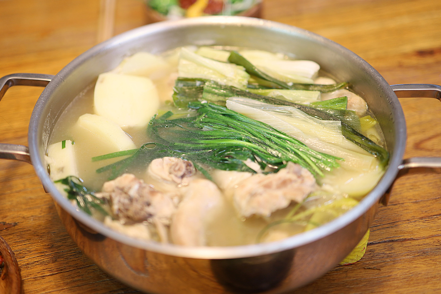 Whole Chicken Soup (Dak Han Mari): A Harmonious Blend of Deep, Refreshing Broth and Savory-Sweet Sauce