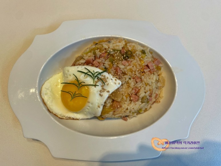Arroz Frito con Spam y Kimchi: ¡La Receta Dorada Que Les Encanta a los Niños!